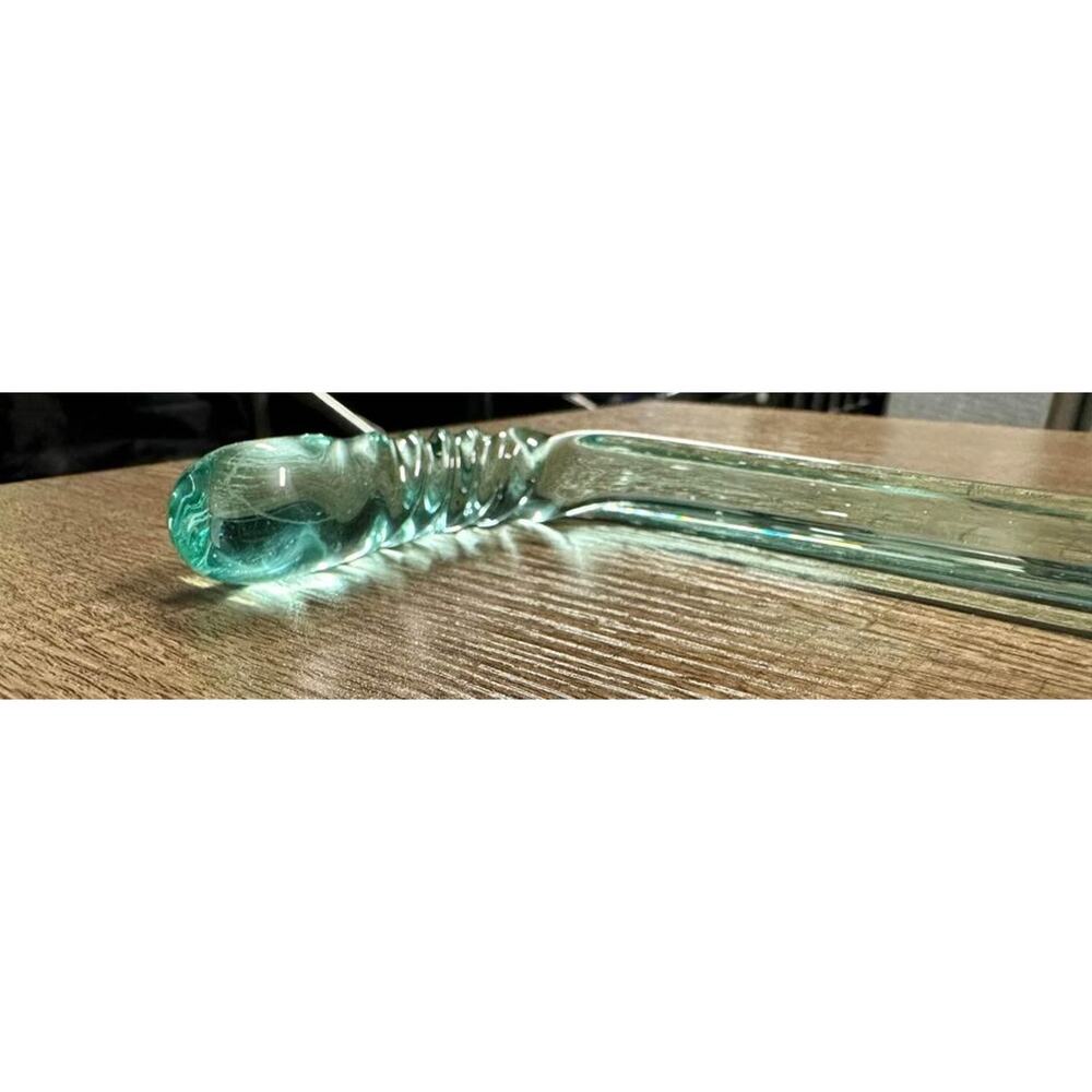 Antique Victorian Hand-Blown Glass Aqua Swirl 29" End of Day Parade Walking Cane - Picture 8 of 8